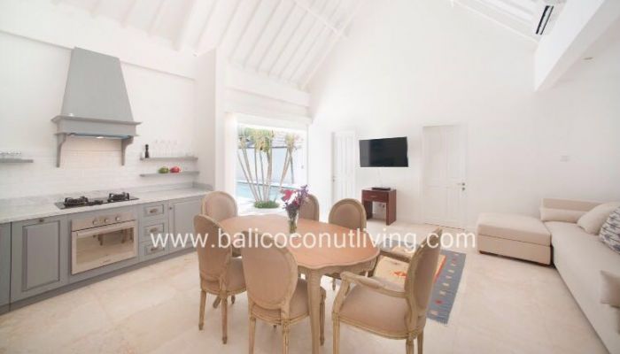 Villa Alela Slider