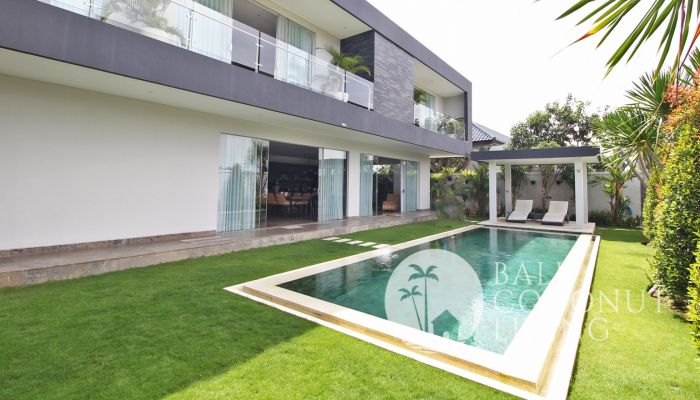 Villa Javelin Slider