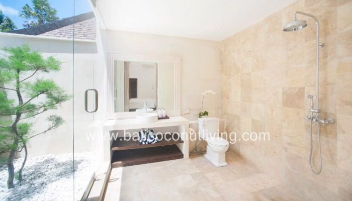 Villa Alela Slider