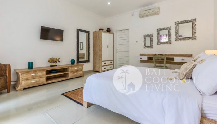 Villa Silo Slider