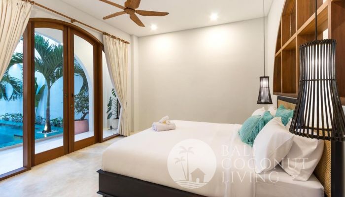 Villa Kelana Slider