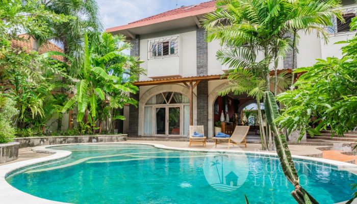 Villa Jasmine Slider