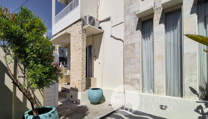 Villa Adiwana Slider