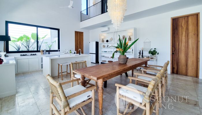 Villa Valeria Nyanyi Slider