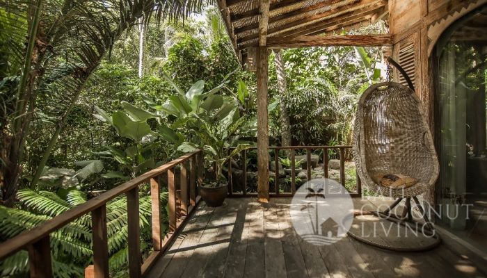 The Vintage House Slider