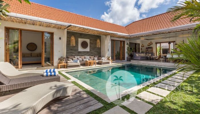 Villa Sevilla Slider
