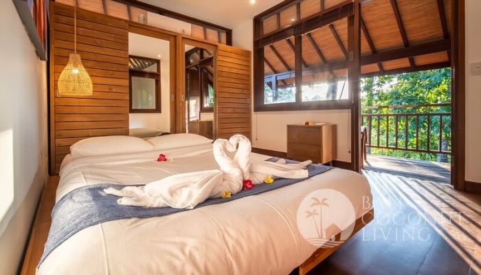 Villa Lantana Slider