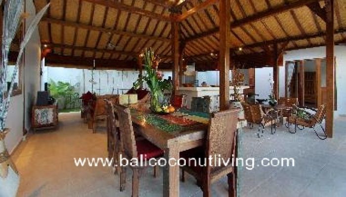Villa Madu Slider