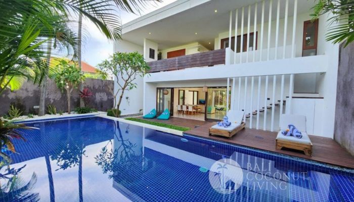 Villa Akasia Slider