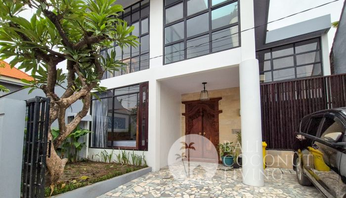 Villa Puspa Sanur Slider
