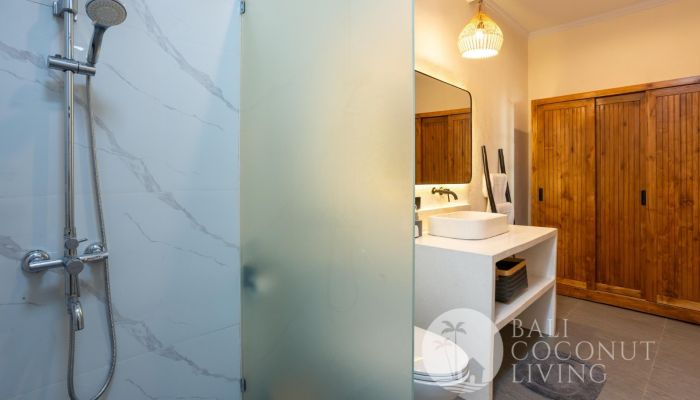 Villa Adena 4 Slider