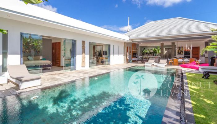 Villa Davidson Slider