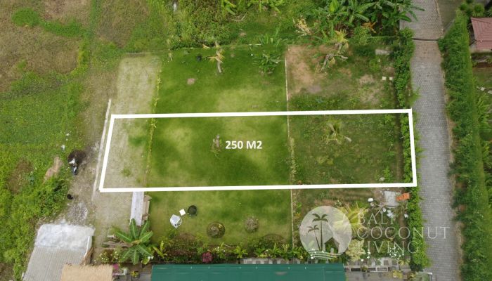 For sale, land 250 sqm Slider