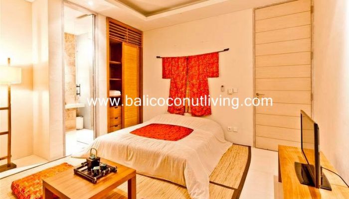 Villa Khatulistiwa Slider