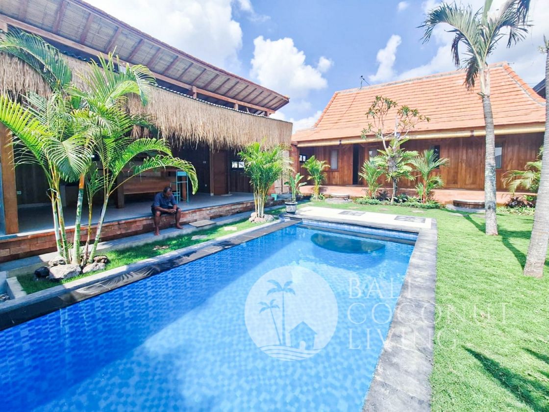 Villa Malaya Bali Coconut Living Property