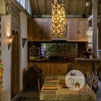 The Vintage House Gallery