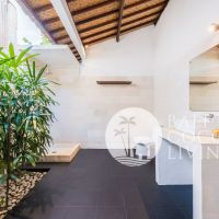 Villa Lee Gallery