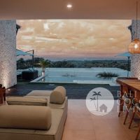 Villa Bee Gallery
