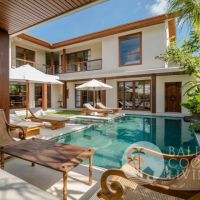 Villa Young  Gallery