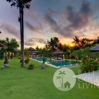 Saung Villa Gallery