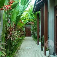 Villa Toshiba C Gallery
