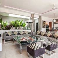 Villa Davidson Gallery