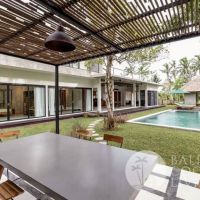 Villa Blue Ivy Gallery